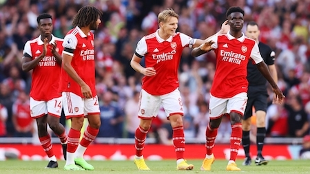 Európska liga - Arsenal si ide späť po prvé miesto v skupine