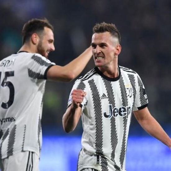 Serie A - Neapol privíta na svojom ihrisku rozbehnutý Juventus