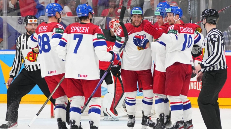 USA vs Česko kurzy a preview: MS v hokeji 2024 štvrťfinále