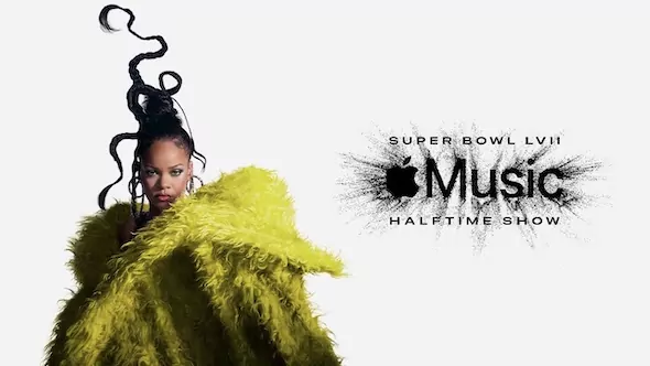 Super Bowl reklamy a Super Bowl halftime show