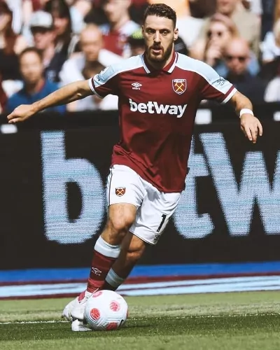 West Ham stráca tempo